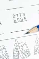 【中学受験】算数が得意な子はどう育つ？育て方の４つのポイント