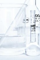 水溶液の判別　～水溶液の分類のコツや情報の整理の仕方を学び，溶けている物質を確実に特定できるようになろう～